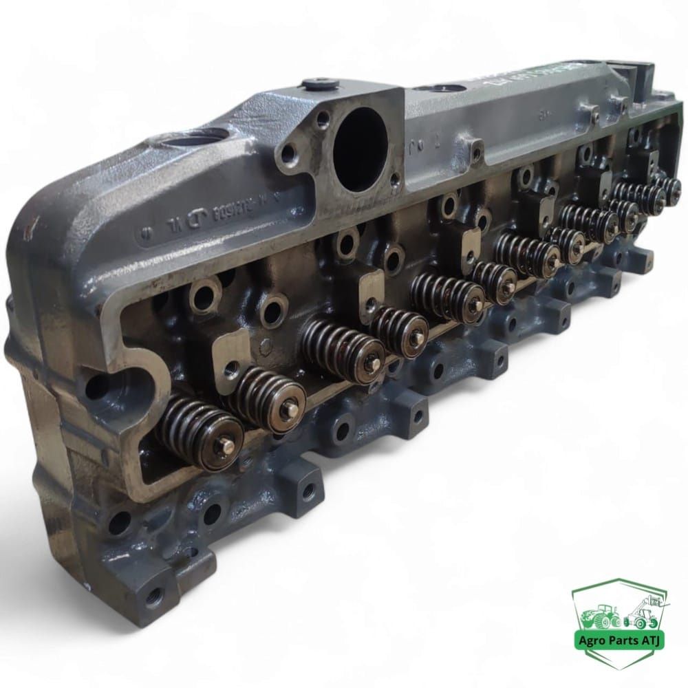 Głowica cylindrów silnika R121.608 RE57.489 John Deere 7810