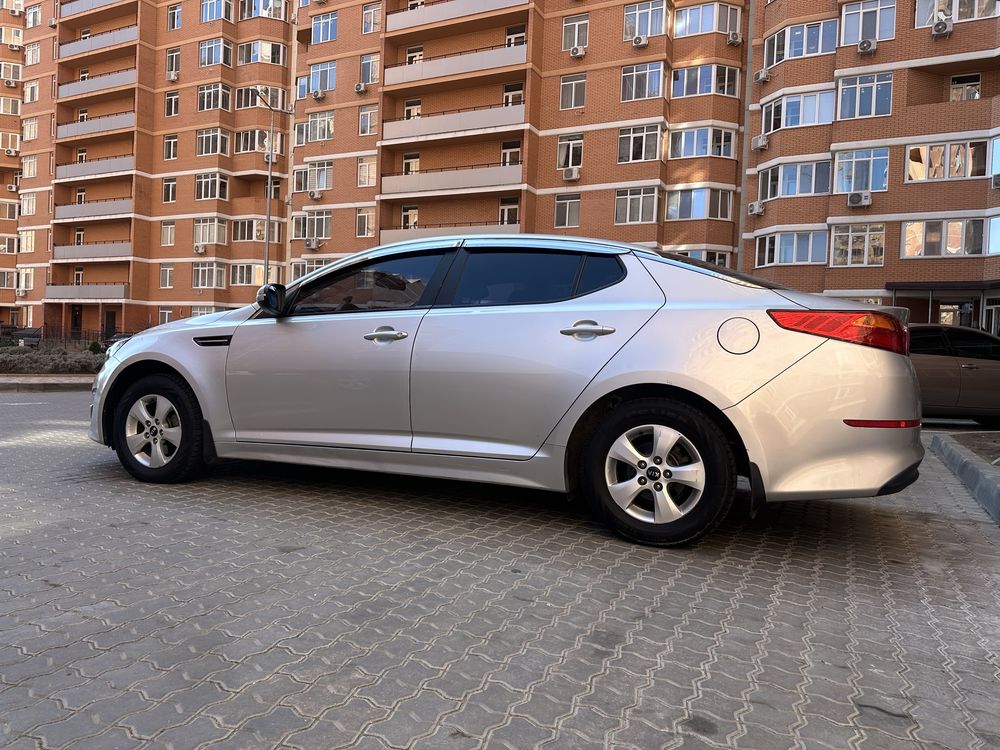 Продам киа к5  2013 год