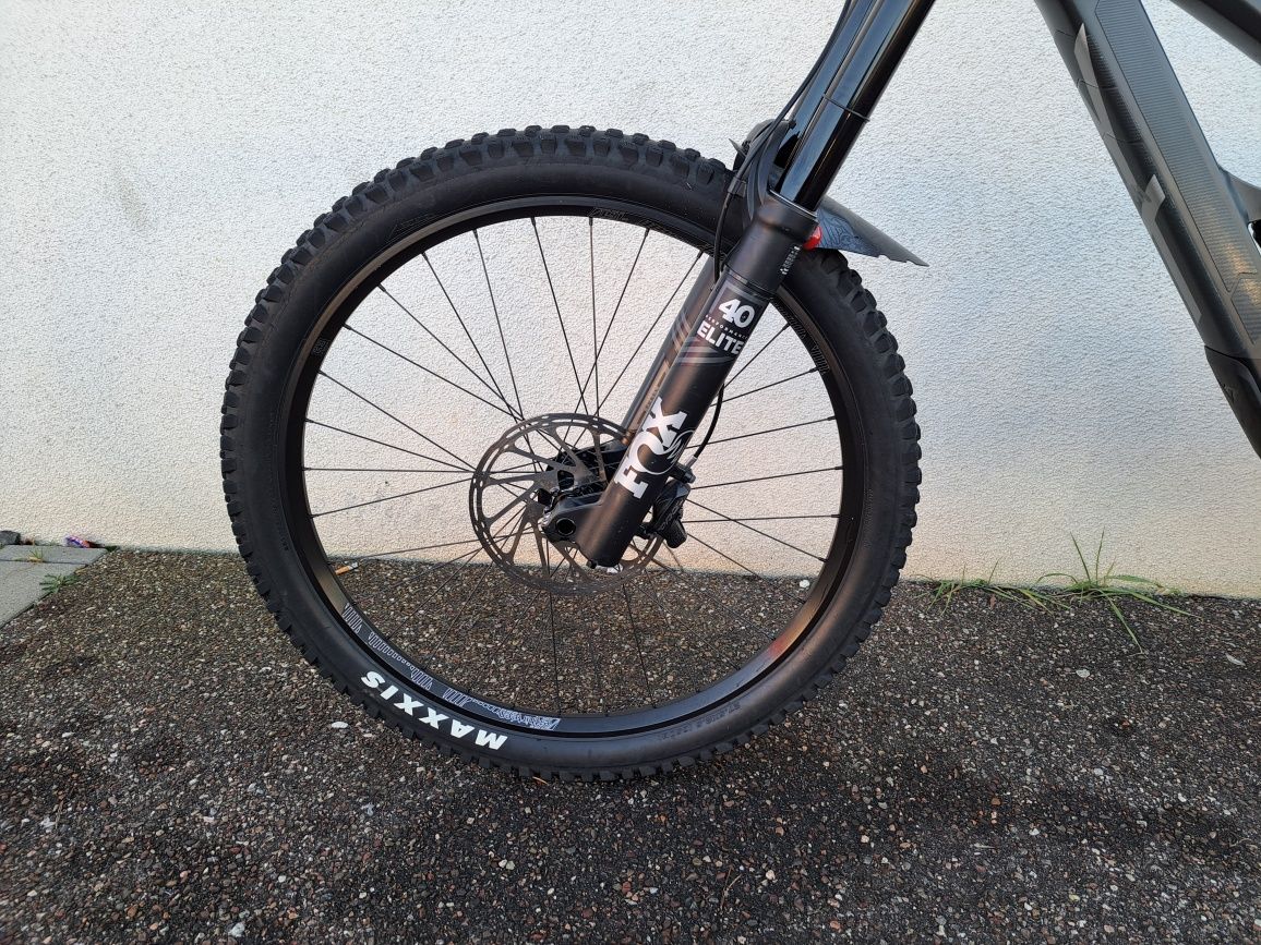 YT  TUES  2020  AL   27.5   L