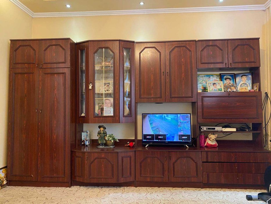 Пррдам меблі для вітальні