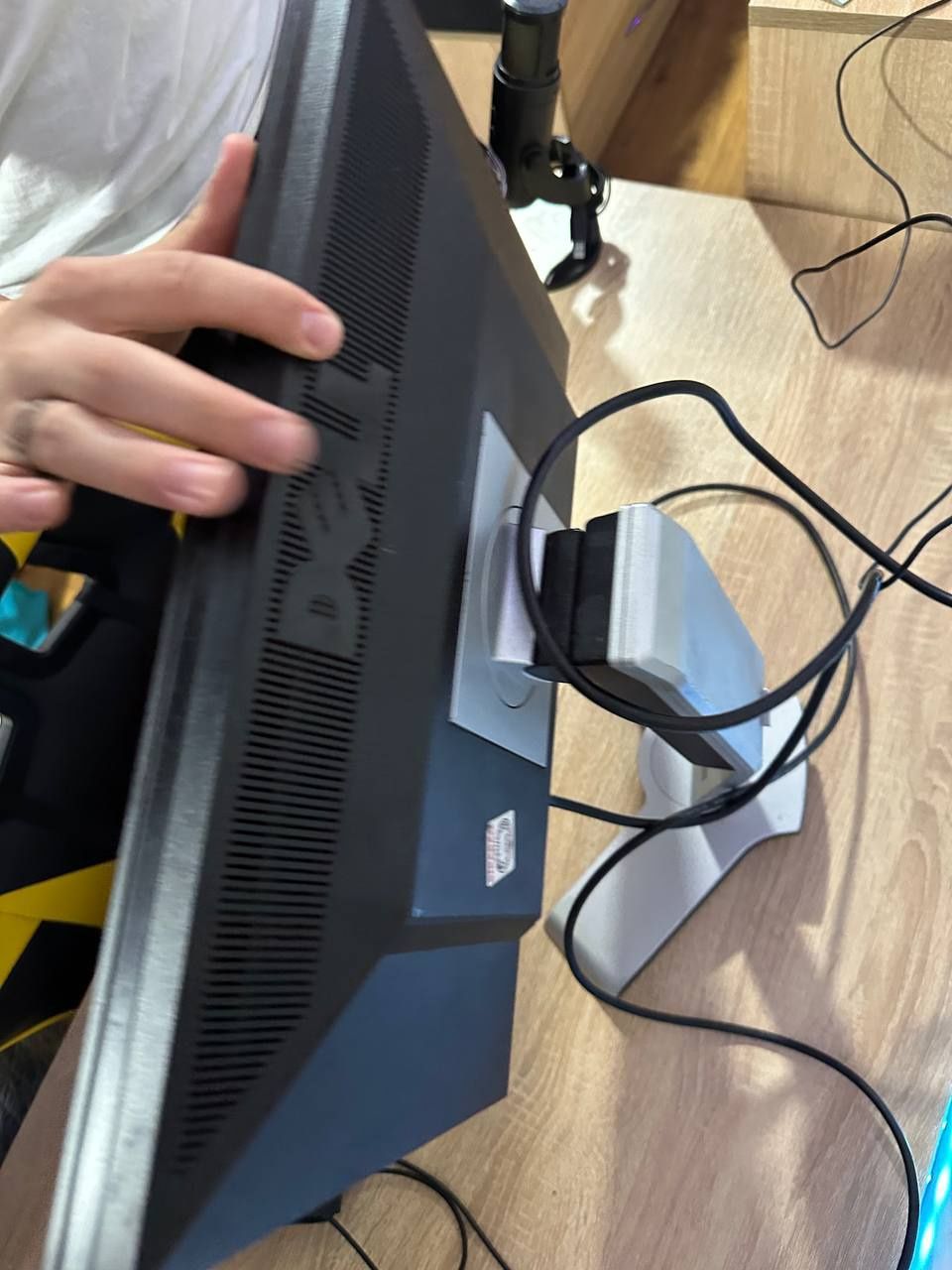 Монитор Dell (робочій)