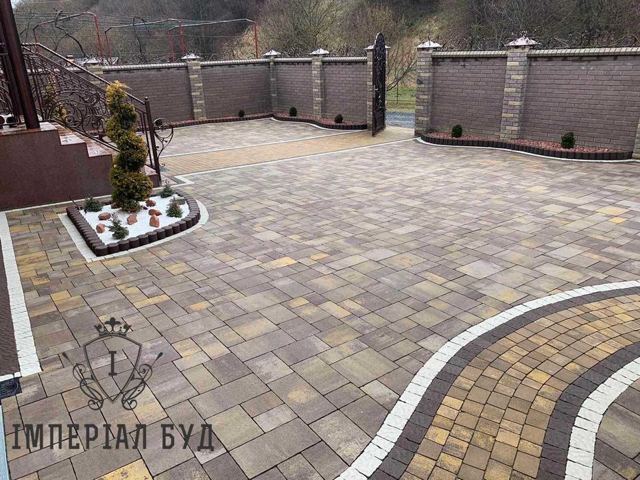 Бруківка,бордюр,квітник,поребрик,палісад