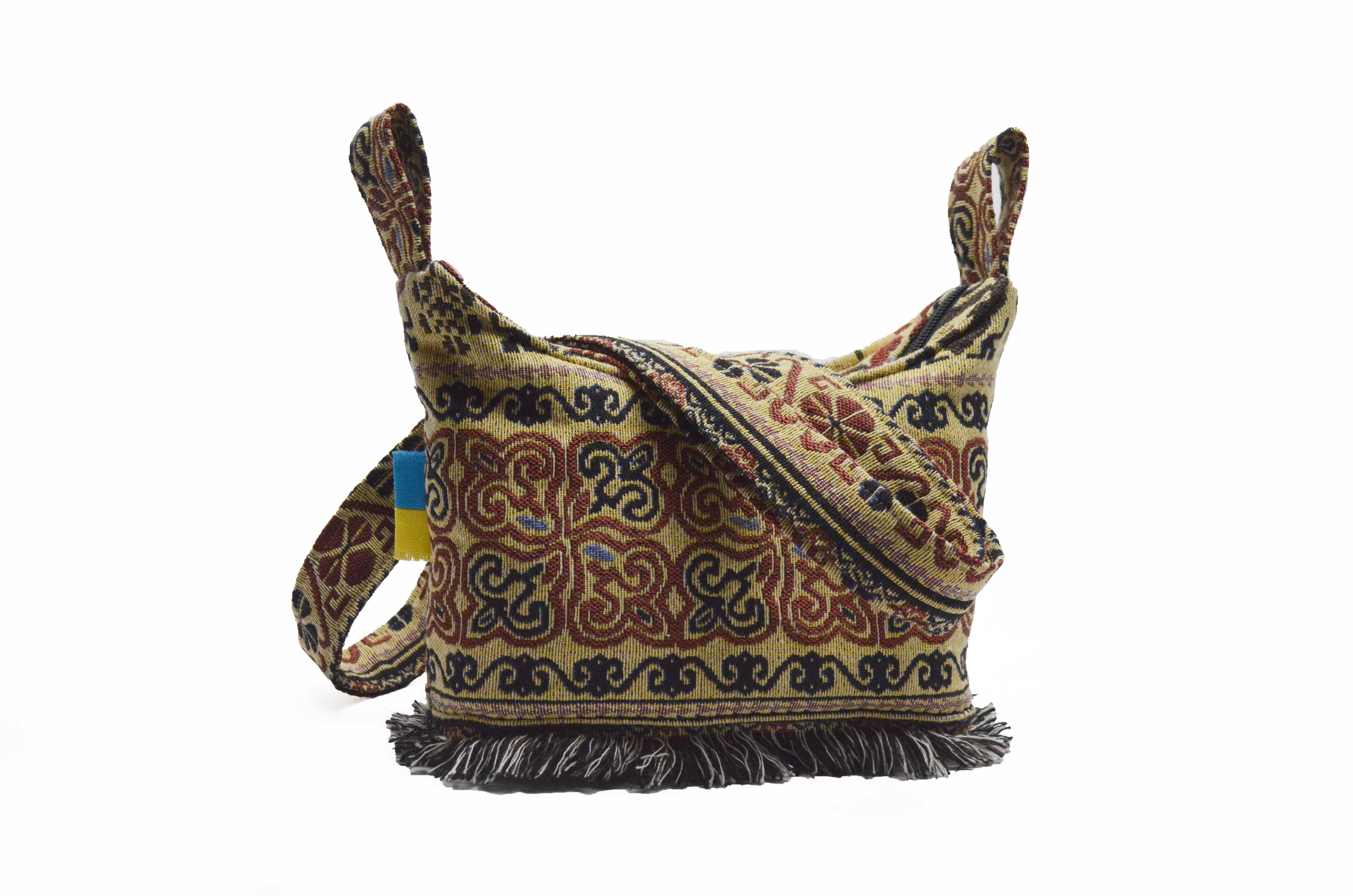 Гобеленова сумочка кросбоді "Ільза В " ручна робота в етно стилі.