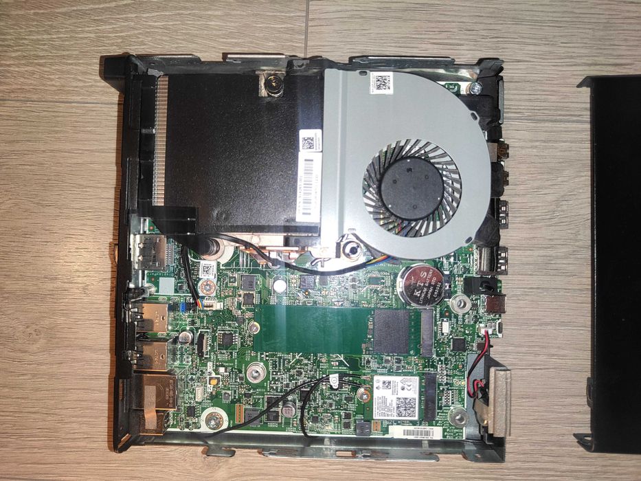 HP EliteDesk 800 G3 Mini Intel i5-7500T DDR4 12GB SSD 256GB