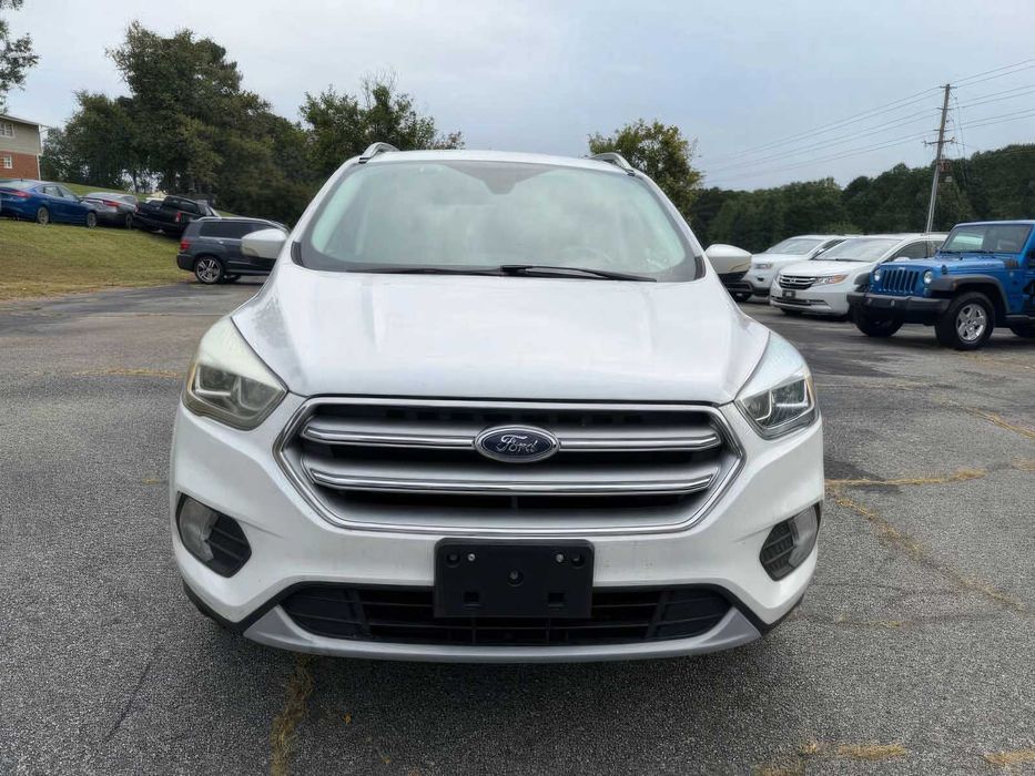 Ford Escape Titanium      2017