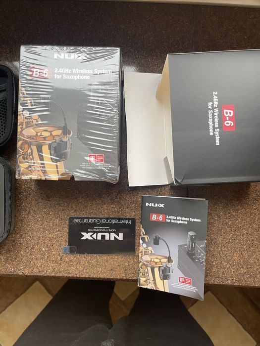 Продаю бездротову радіосистему NUX B-6 для саксофону