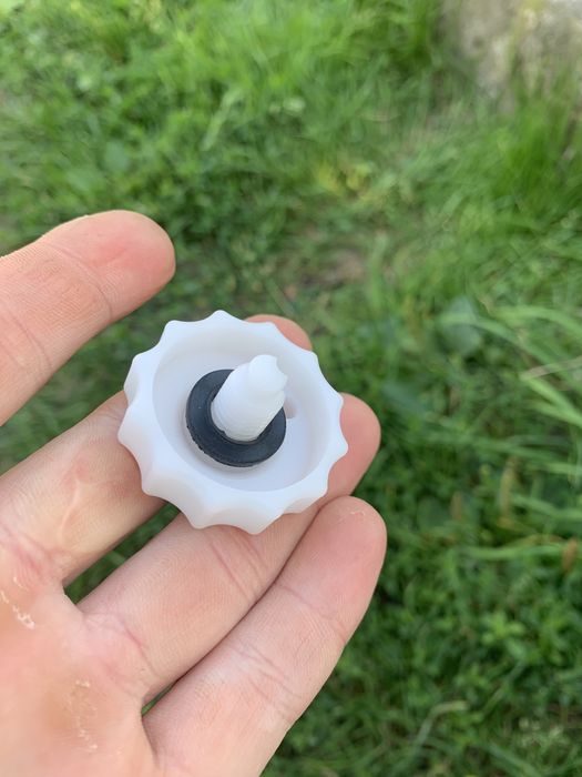 Паливний фільтр MAHLE KL1044