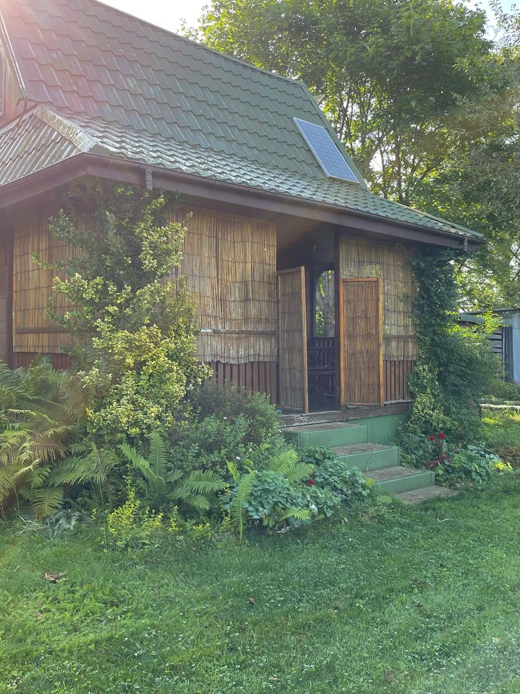 Domek letniskowy przy lesie, blisko Okuninki