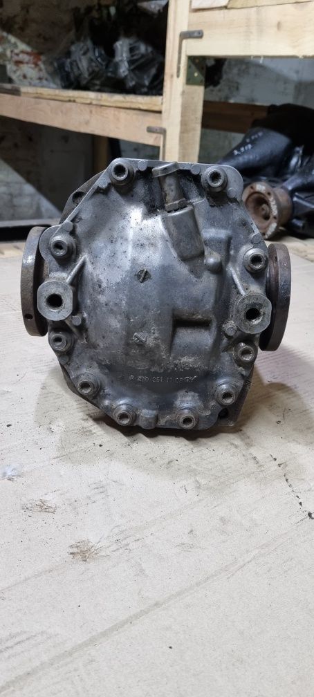 Редуктор задний Mercedes R2103511108 3.07 E-class E210 W210 E220 мост