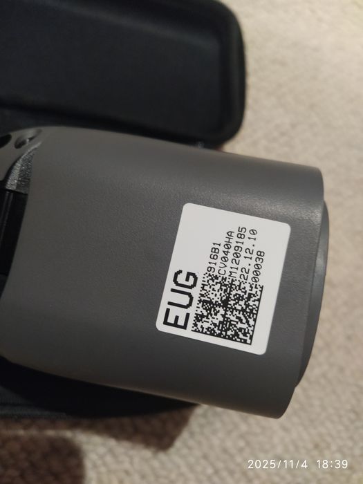 Зарядний пристрій  від мережі перетворювач адаптер новий для КіаEV6