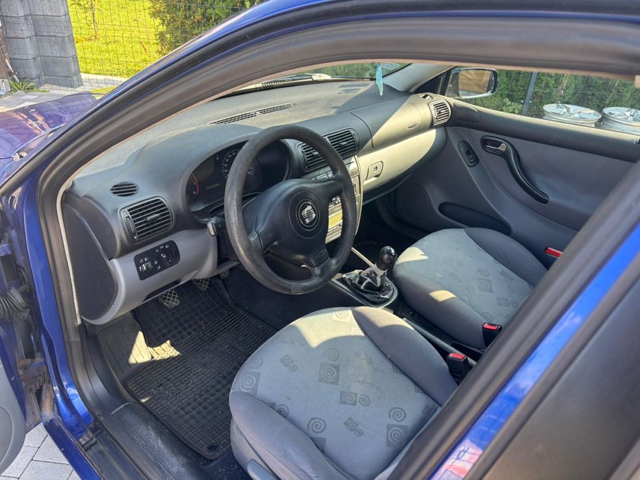 Seat Leon 1.6 105km benzyna okazja sprawny 2000