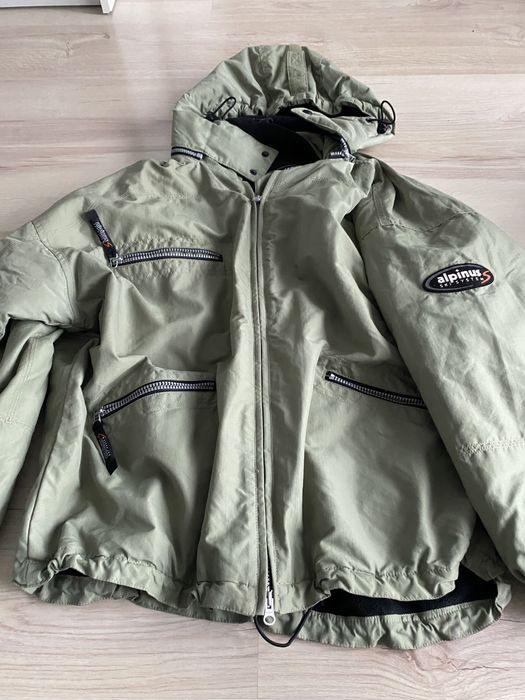 Kurtka jesienno/zimowa firmy Alpinus rozmiar XS