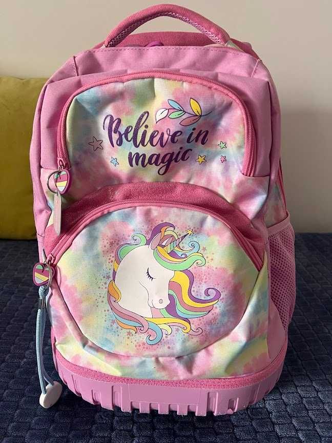 Troley/Mochila e dossier Unicórnio