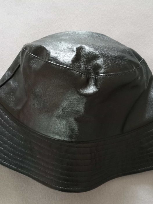 Панама кожа на голову чорного кольору