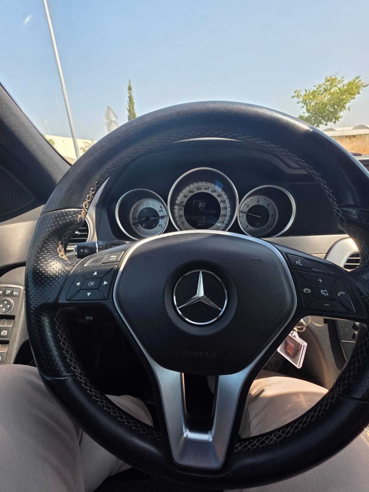 Carrinha Mercedes