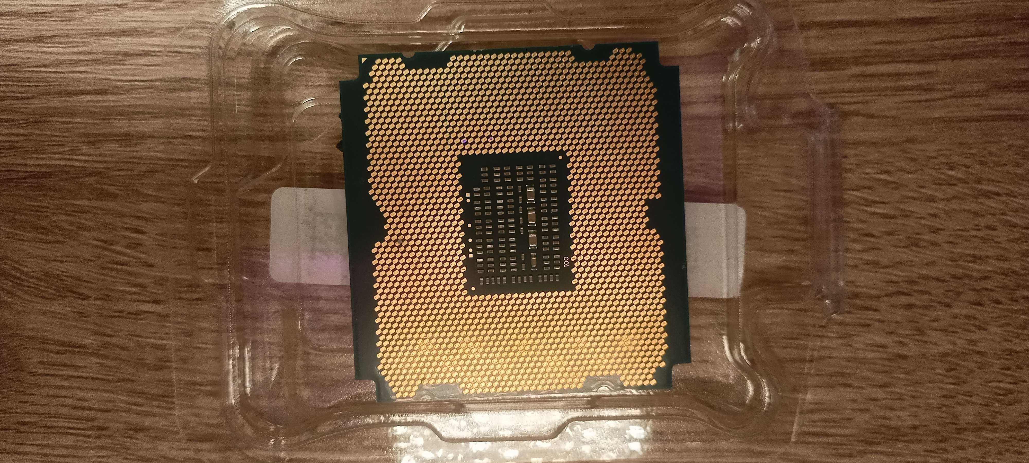Procesor Intel Xeon E5-2695 v2 – 12 rdzeni / 24 wątki – LGA2011–SR1BA