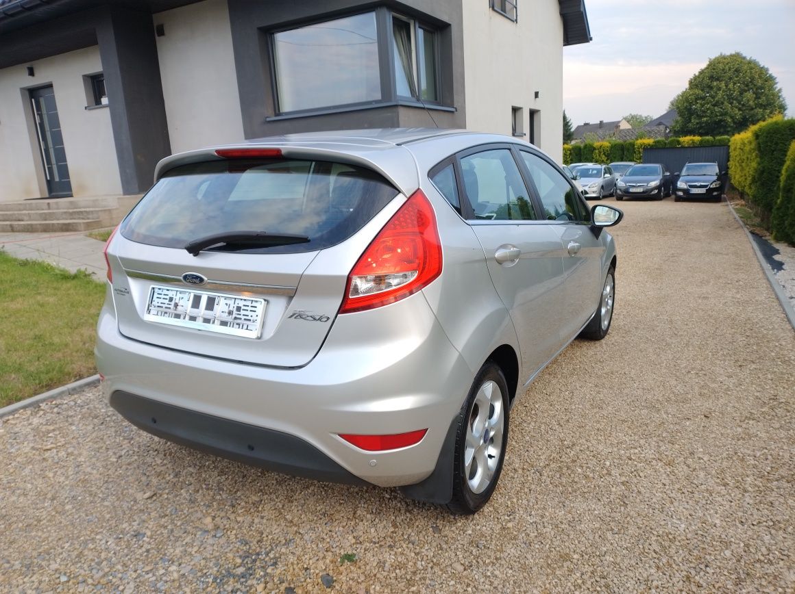 Ford Fiesta 2011 1.4 TITANIUM KLIMATRONIC Grzana Szyba+Fotele PDC