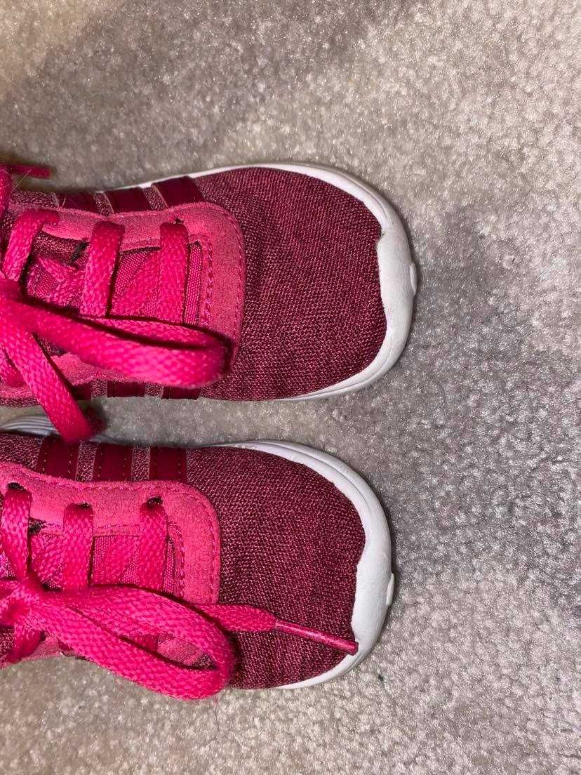 Sapatilhas Adidas,cor de rosa, de criança (tamanho 19)