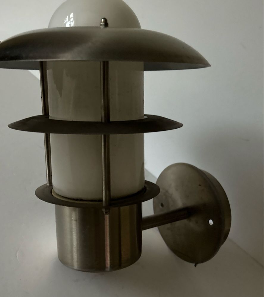 Lampa zewnętrzna wisząca