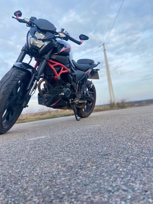 Мотоцикл Lifan SR 200