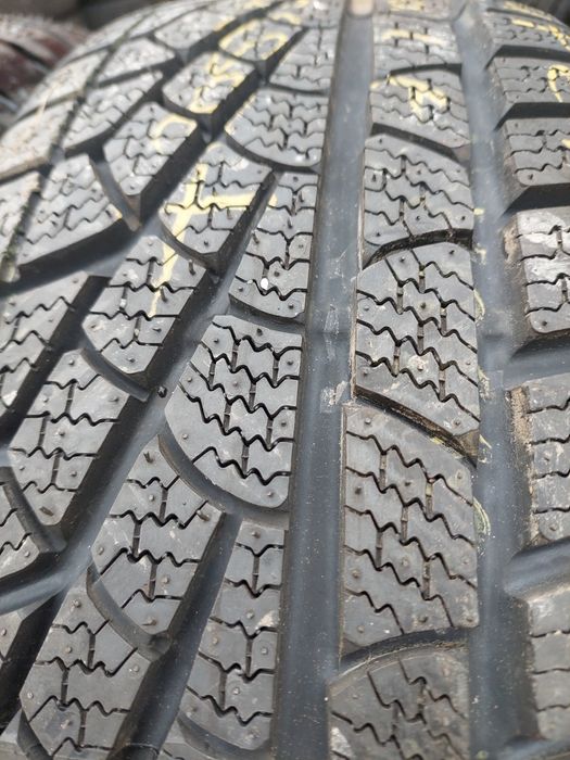 Продаються шини  205/50R 17