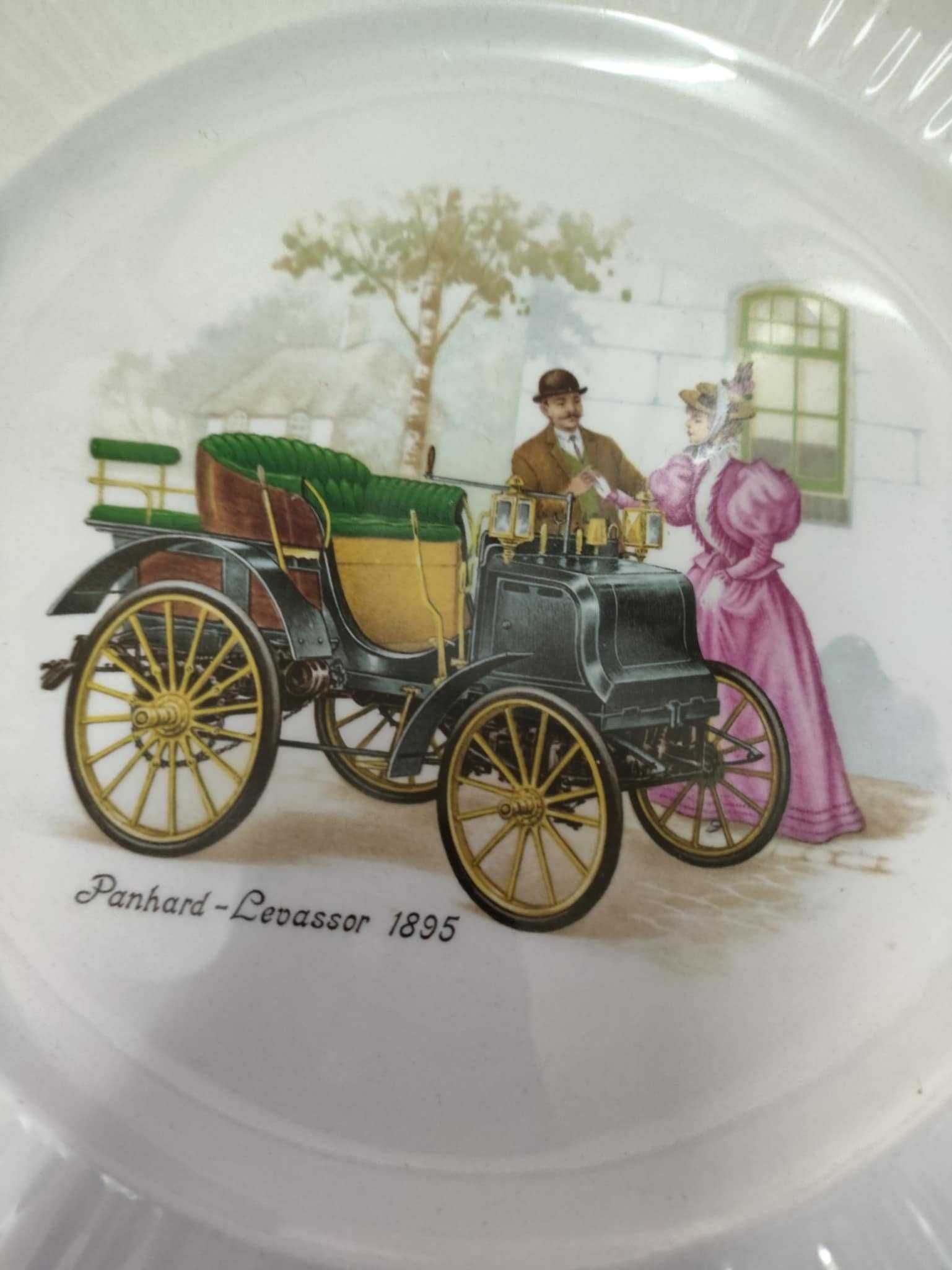 Prato de coleçao Alfar Acanthus Spain Panhard-levassor 1985 carro