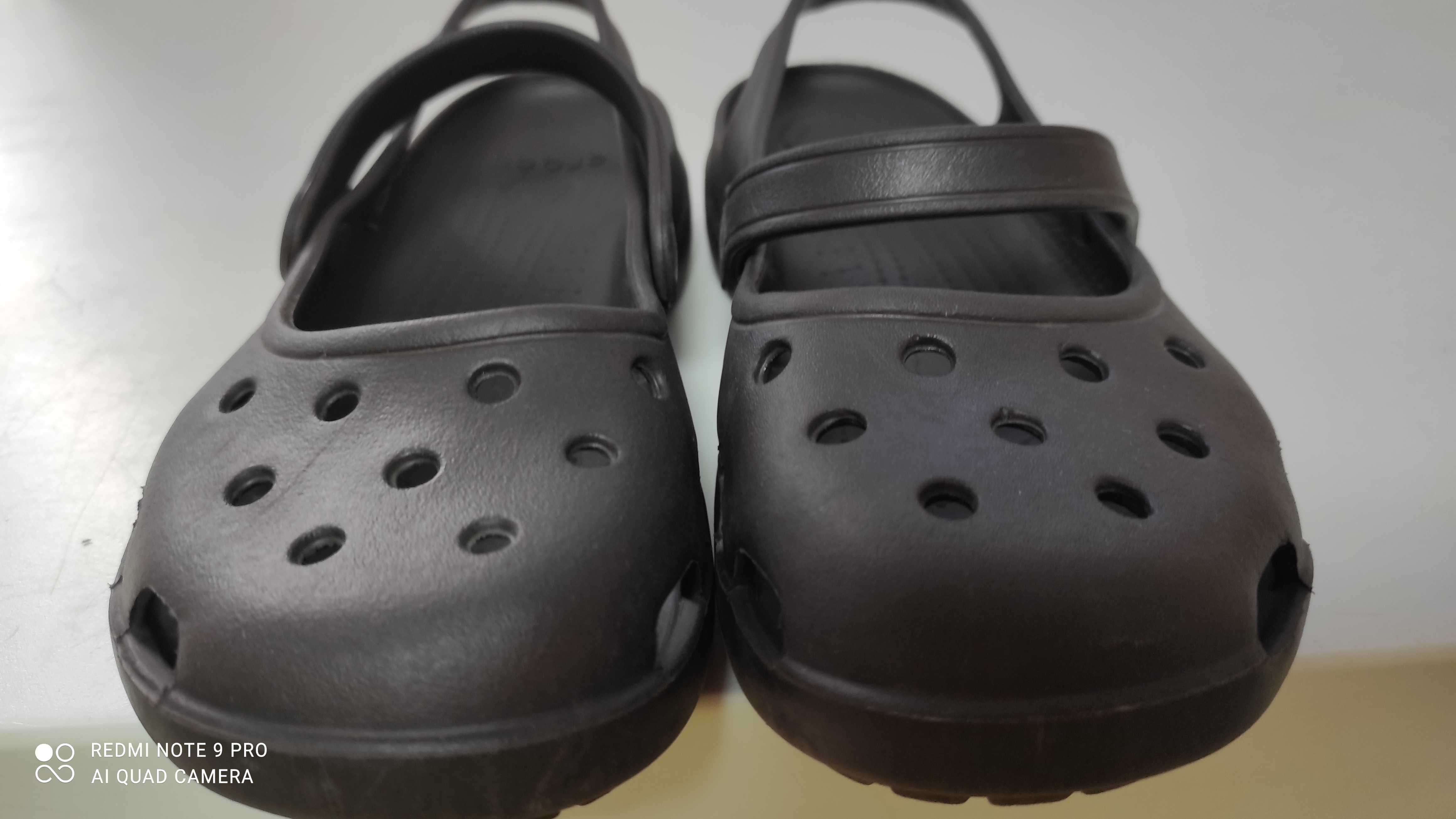 Шлепки летние crocs