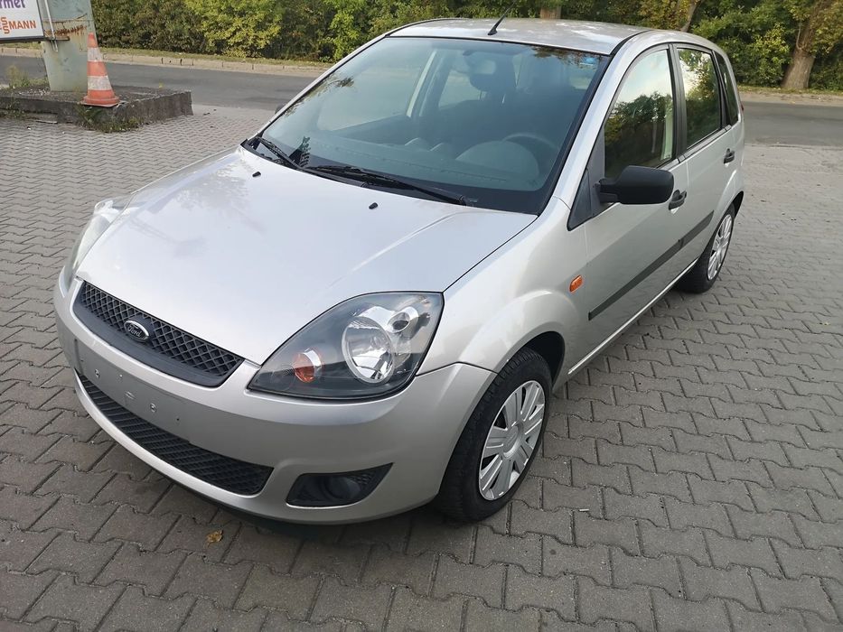 Ford Fiesta MK6, 1.4 benzyna, klimatyzacja, El szyby, super stan