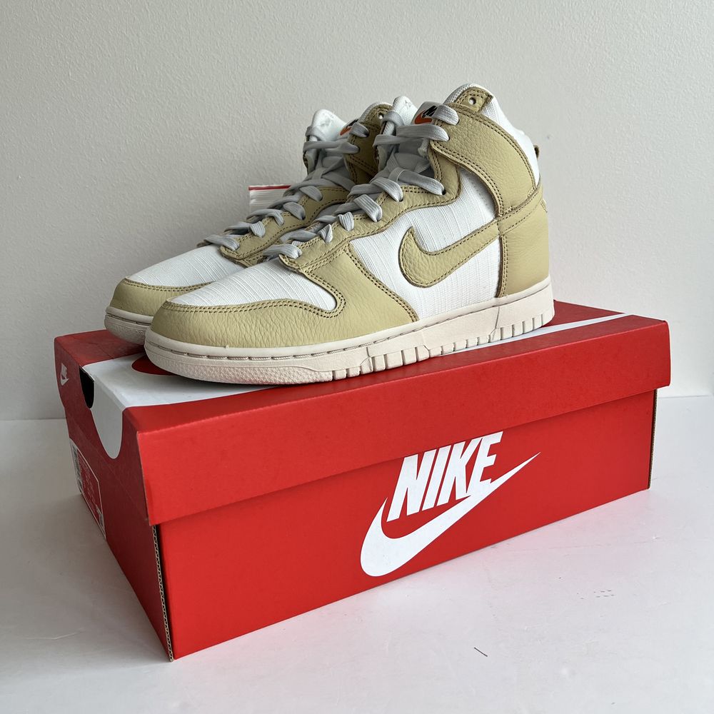 Nike Dunk High Gold (40,5)