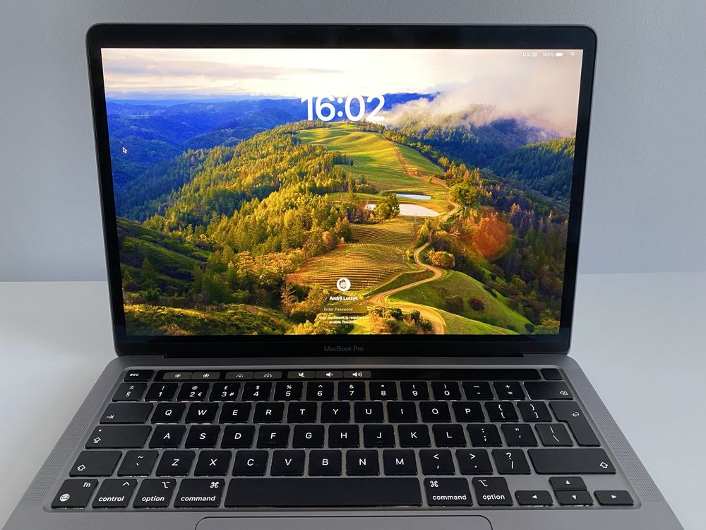 Apple Macbook Pro 13’’  M1 2020 8/256 Space Gray A2338