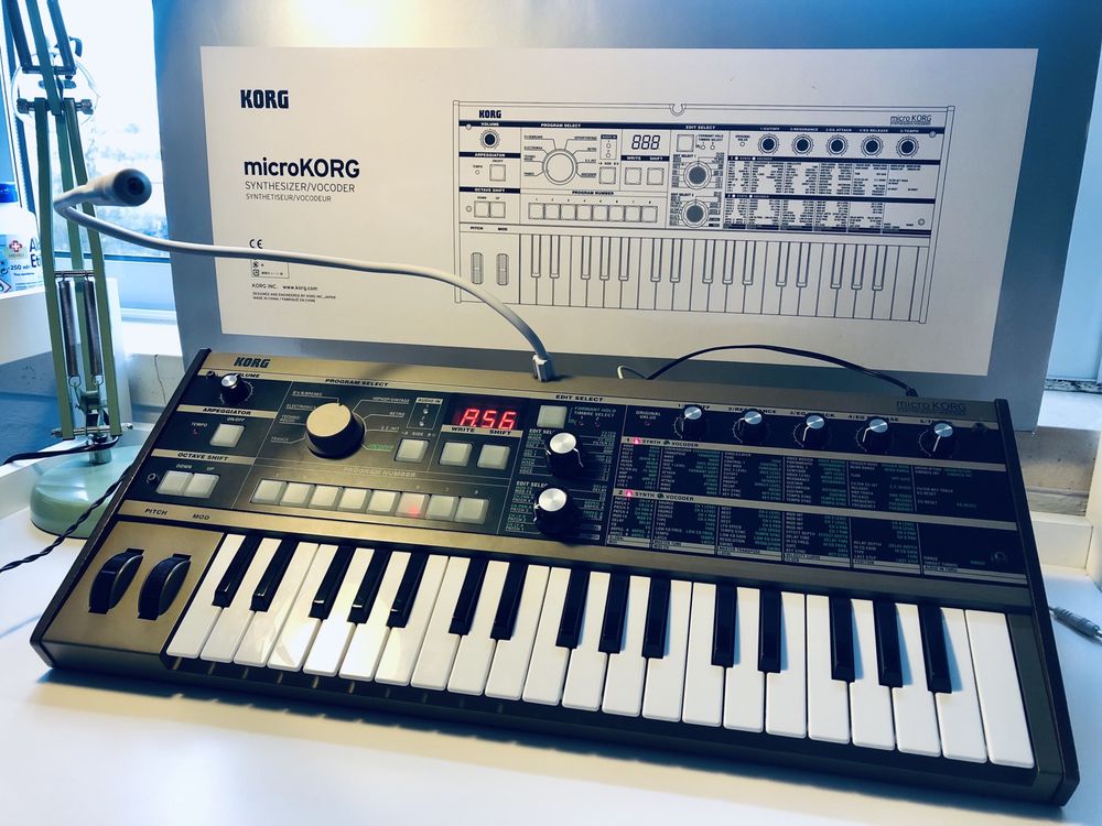 Korg Microkorg 2018