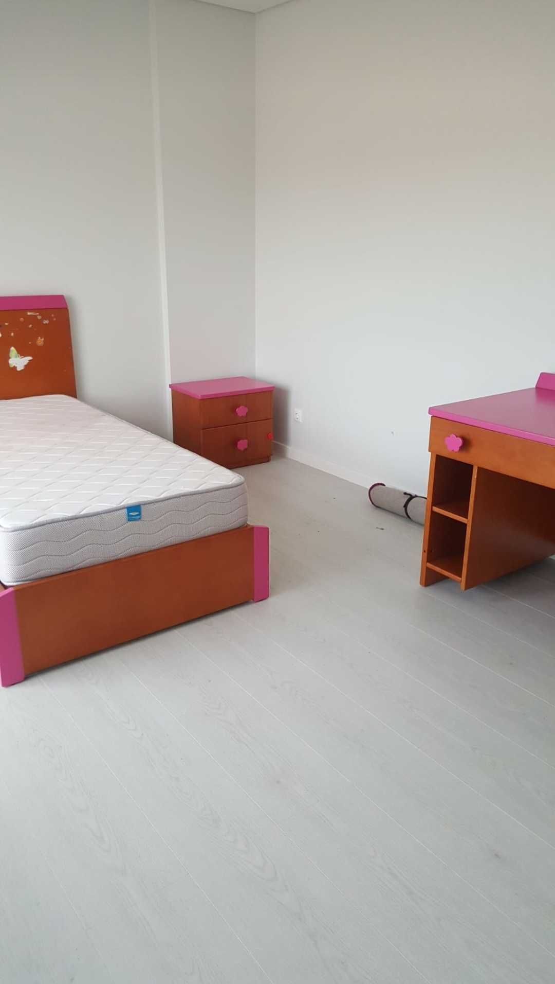 Quarto completo Menina