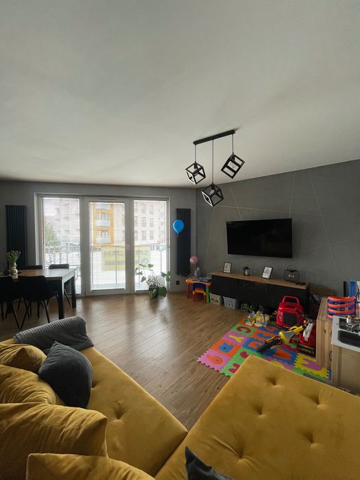 Nowoczesne mieszkanie w centrum z miejscem parkingowym