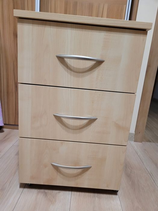 Kontenerek pod biurko/szafka na kółkach