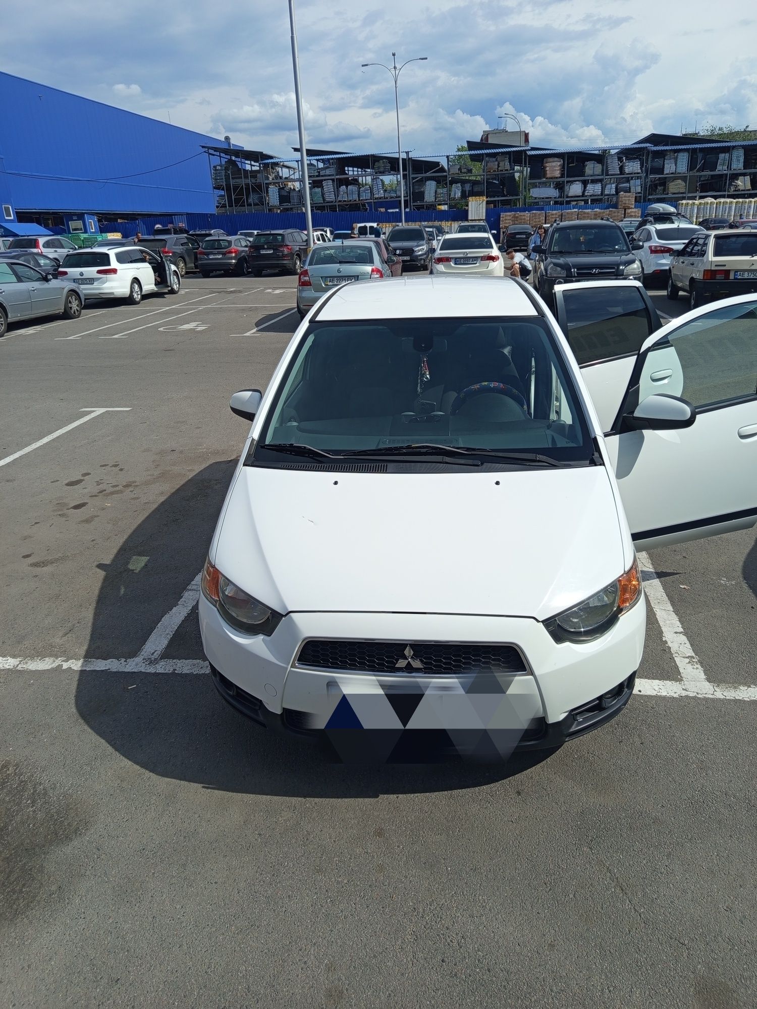 Mitsubishi Colt Diamond 2011