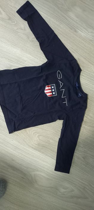 4 Sweats em algodão tamanho 4/5  para menino da Gant e Tommy