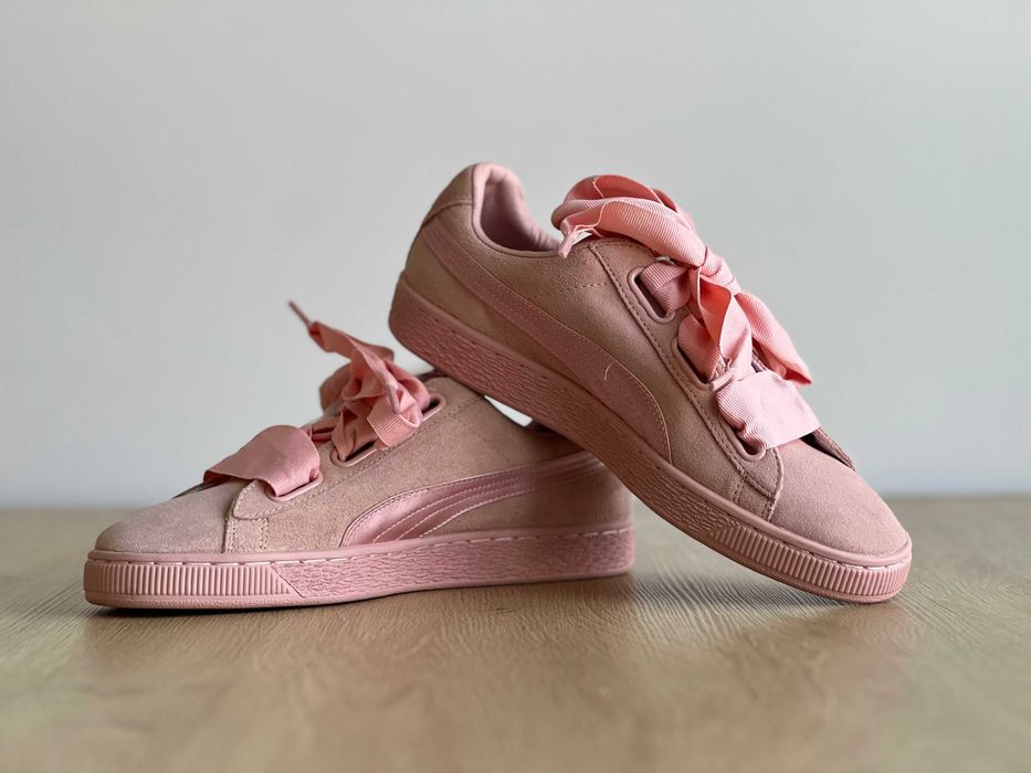 Жіночі кросівки Puma Suede Heart EP, (р. 41)