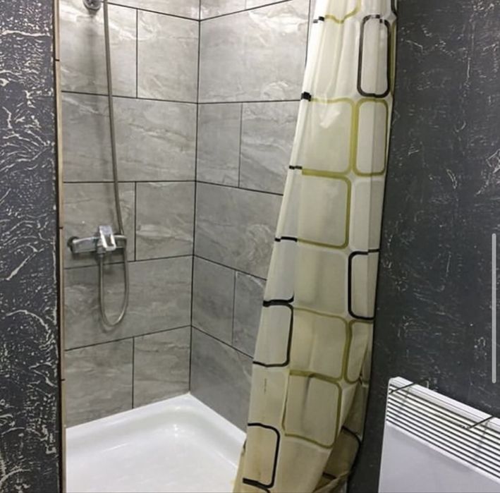 Кімнати подобово в Лазещині