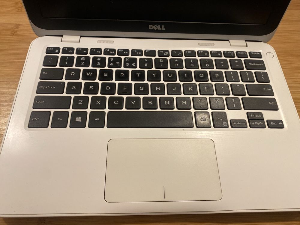 Laptop dell inspiron P24T biały laptop