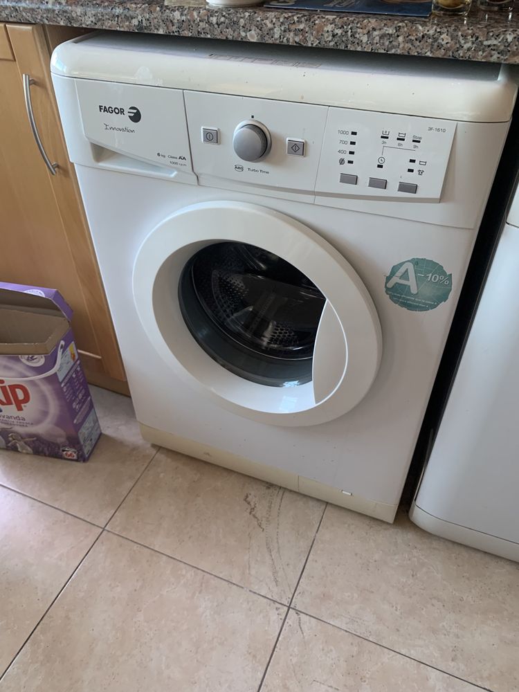Máquina de lavar roupa Fagor não liga
