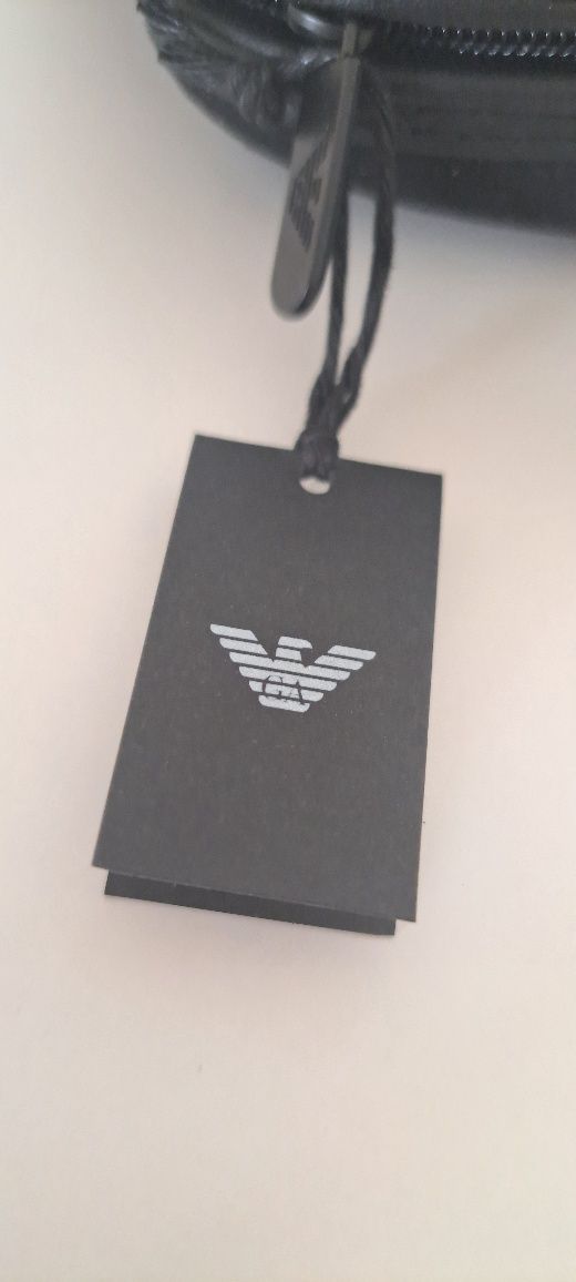 Emporio Armani etui na okulary