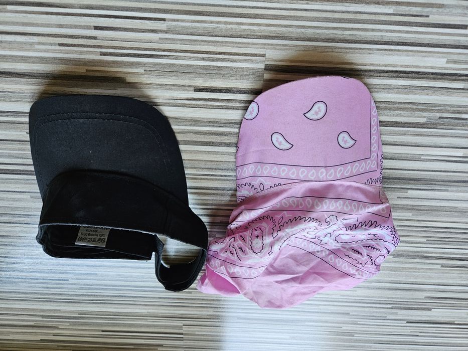 Czapeczka z daszkiem czarna