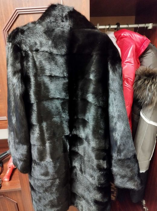 Одяг жіночий. Розмір 48