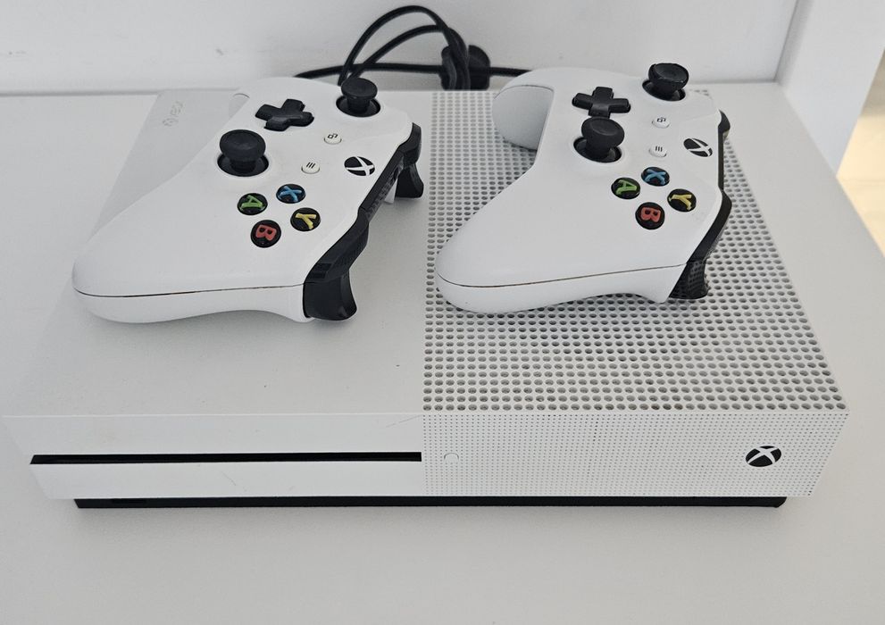 Xbox one + kinect + gry. Super stan