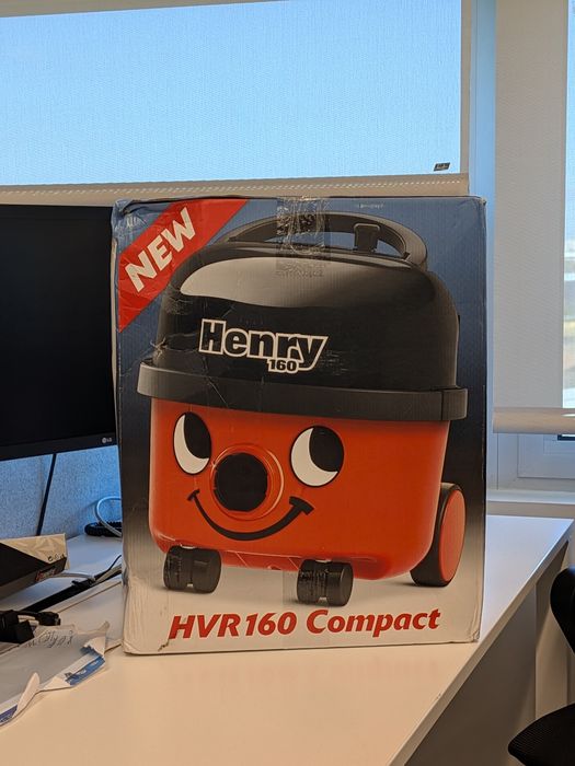 Vendo aspirador novo HENRY HVR 160 Compact - Numatic  - NOVO!