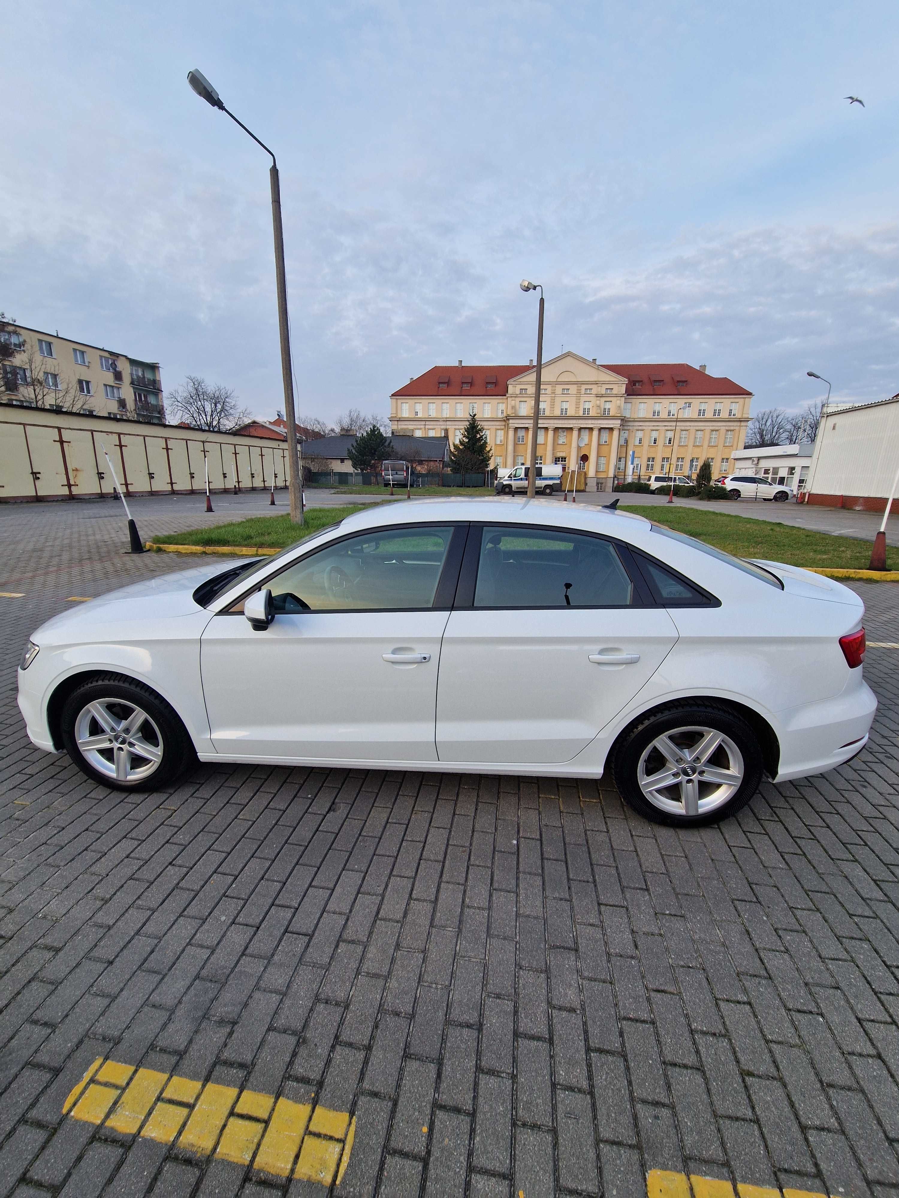 Audi A3 Sedan Biała Perła 1.5TFSI Stronic 150km cena brutto fv23