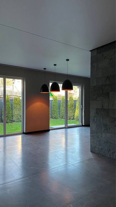 Будинок з новим ремонтом у Лісовій Бучі. Престижна локація, документи