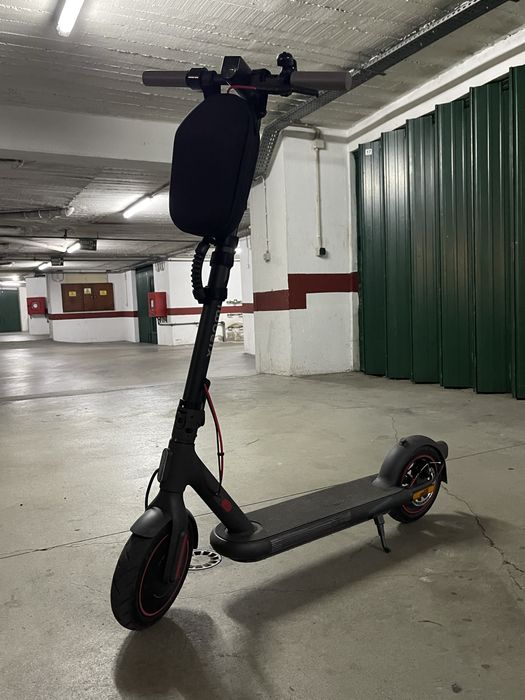 Trotinete eléctrica como nova.