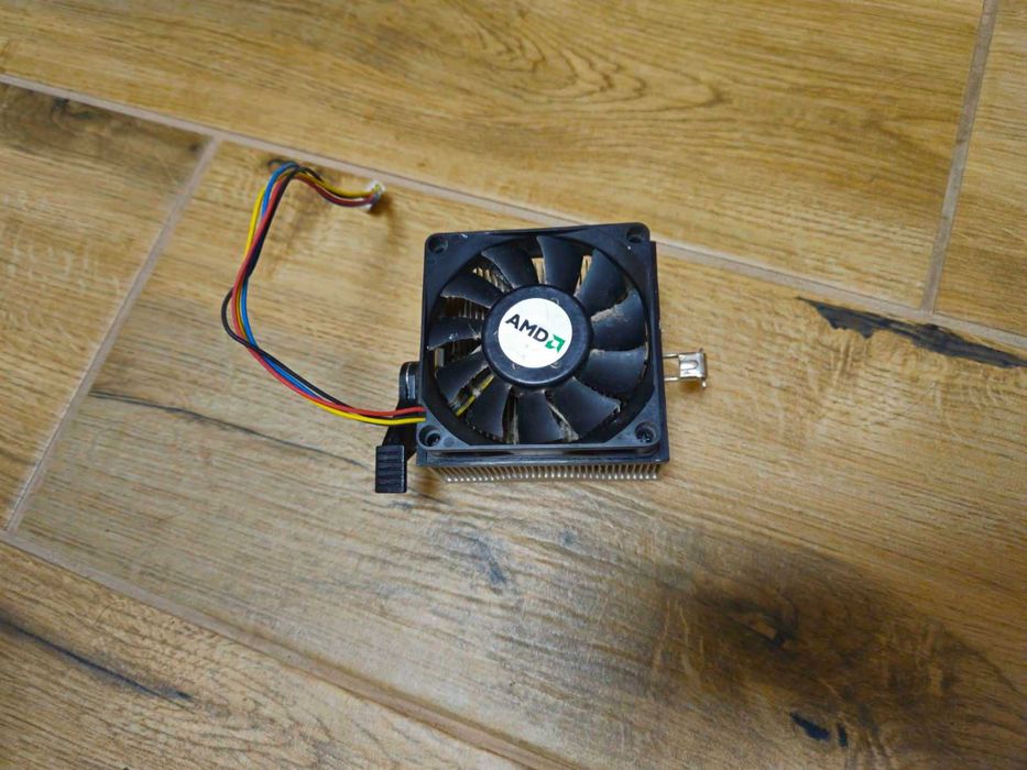 Процесорний кулер AMD 1A02C3W00 (Б/У)