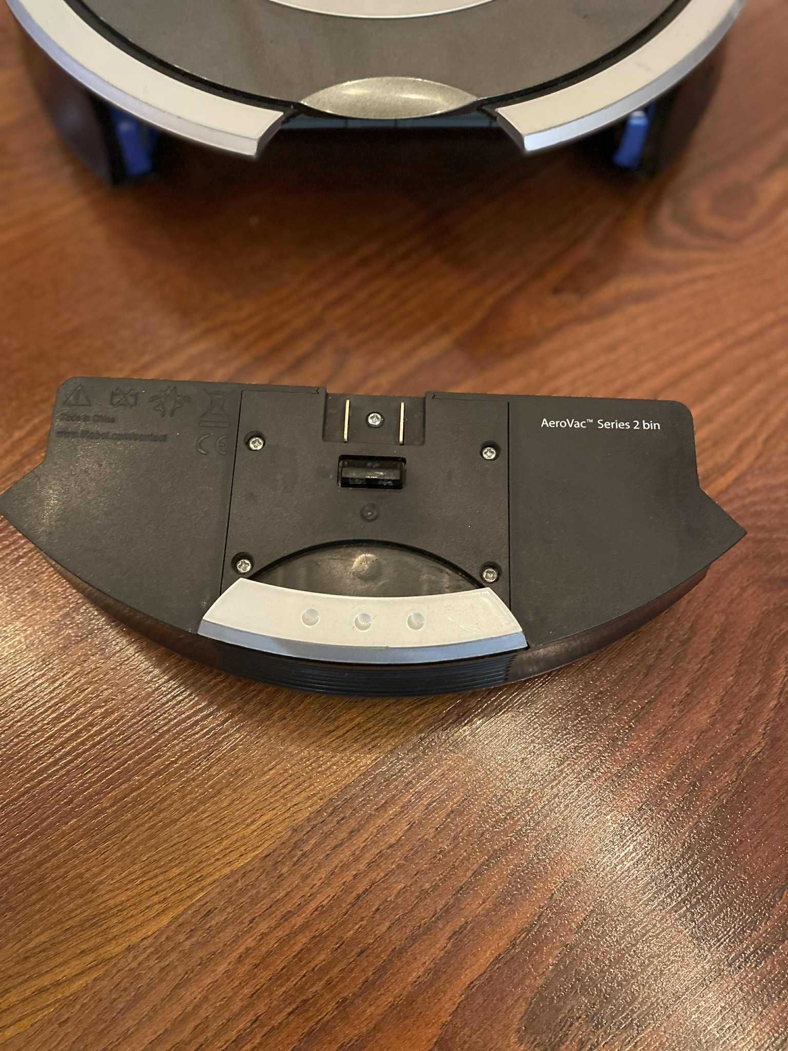 Робот-пилосос iRobot Roomba 780